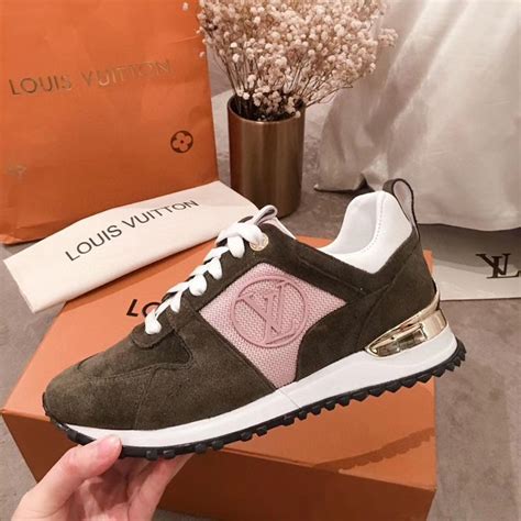 louis vuitton women's runway sneakers